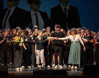 Festaufführung des Musiktheaters „Blues Brothers – Unterwegs im Auftrag des Herrn“, ein Rhythm- & Bluesical auf die Bühne gebracht vom Graf-Zeppelin-Gymnasium